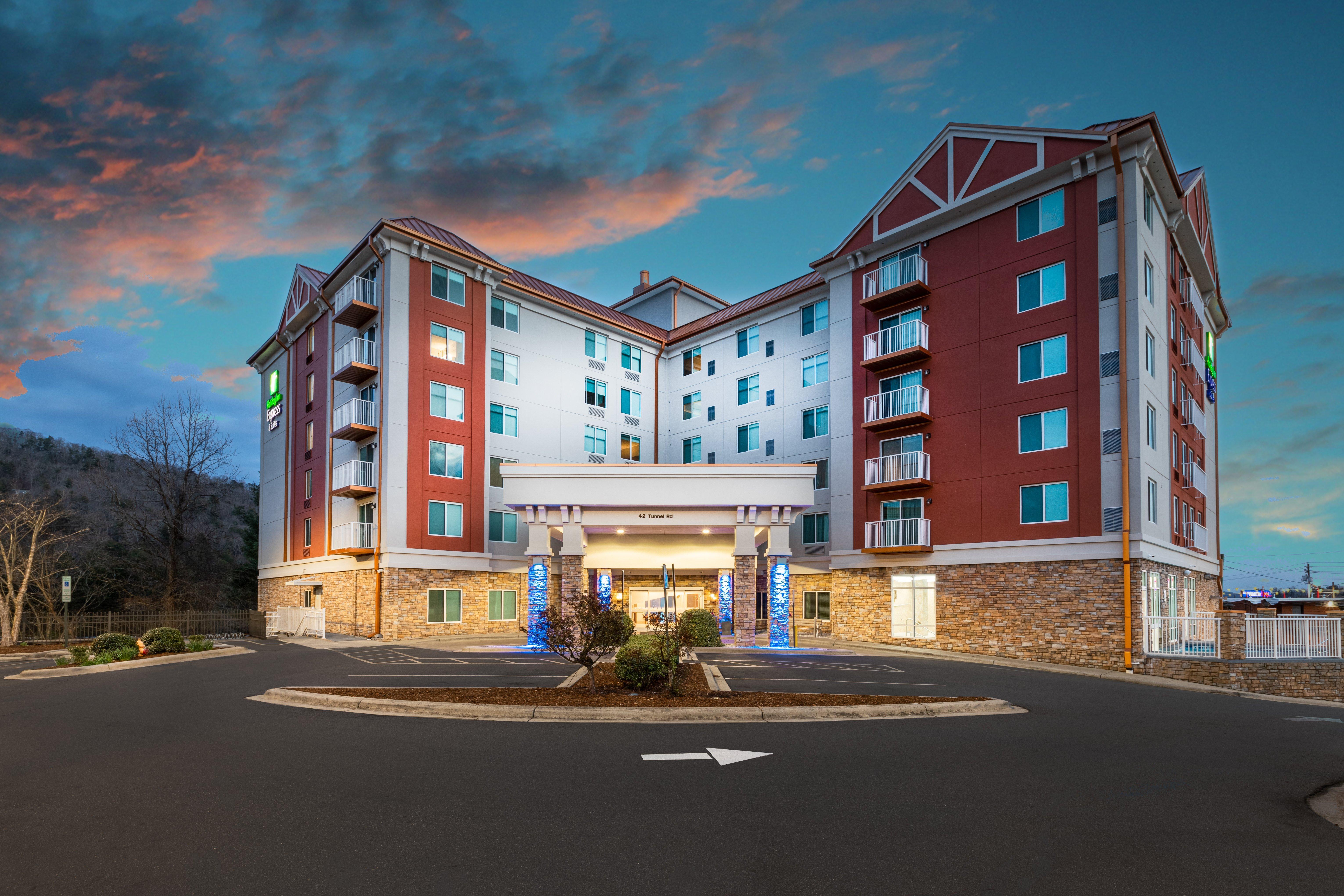 Holiday Inn Express & Suites Asheville Downtown By Ihg מראה חיצוני תמונה