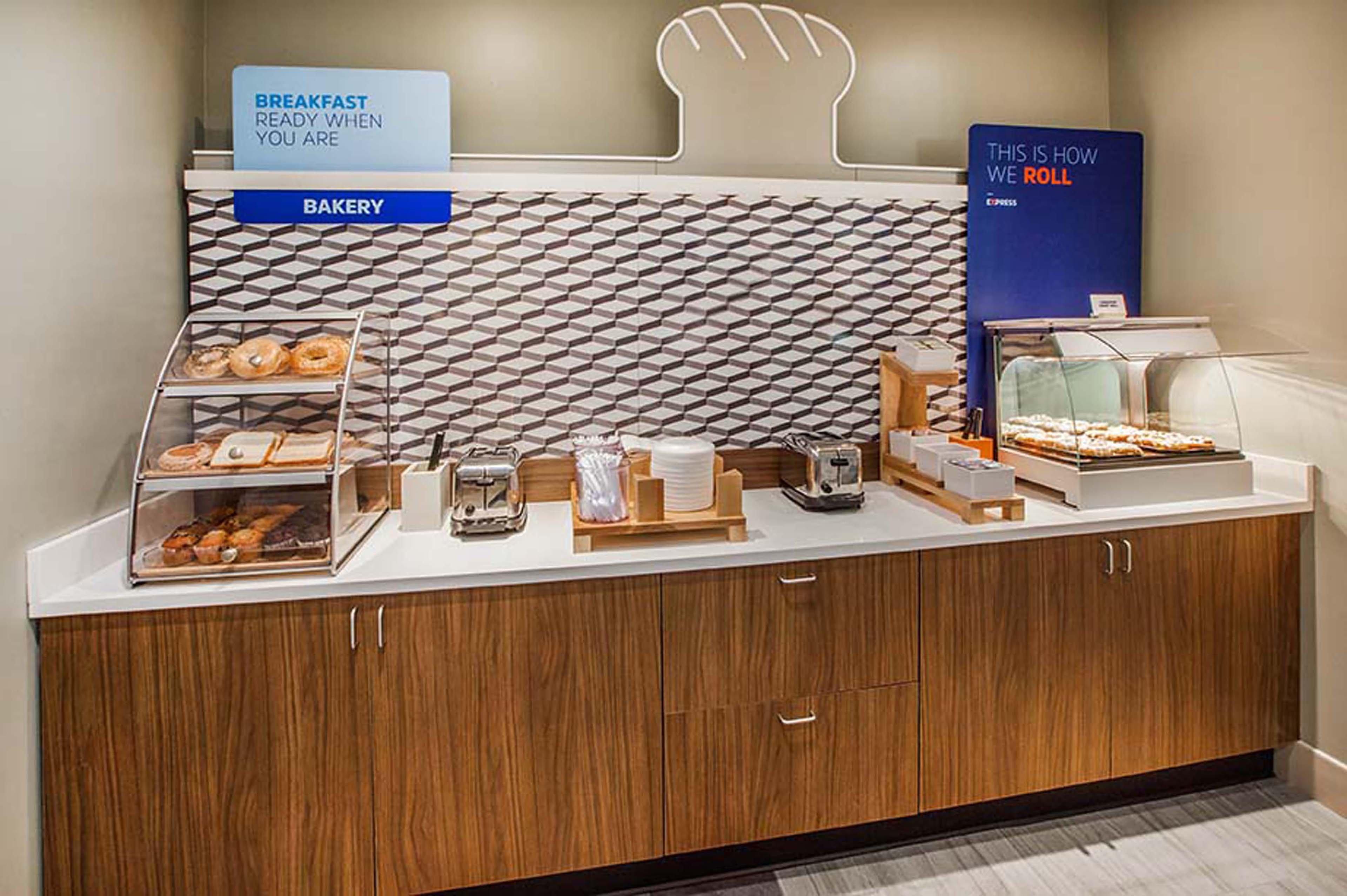 Holiday Inn Express & Suites Asheville Downtown By Ihg מראה חיצוני תמונה