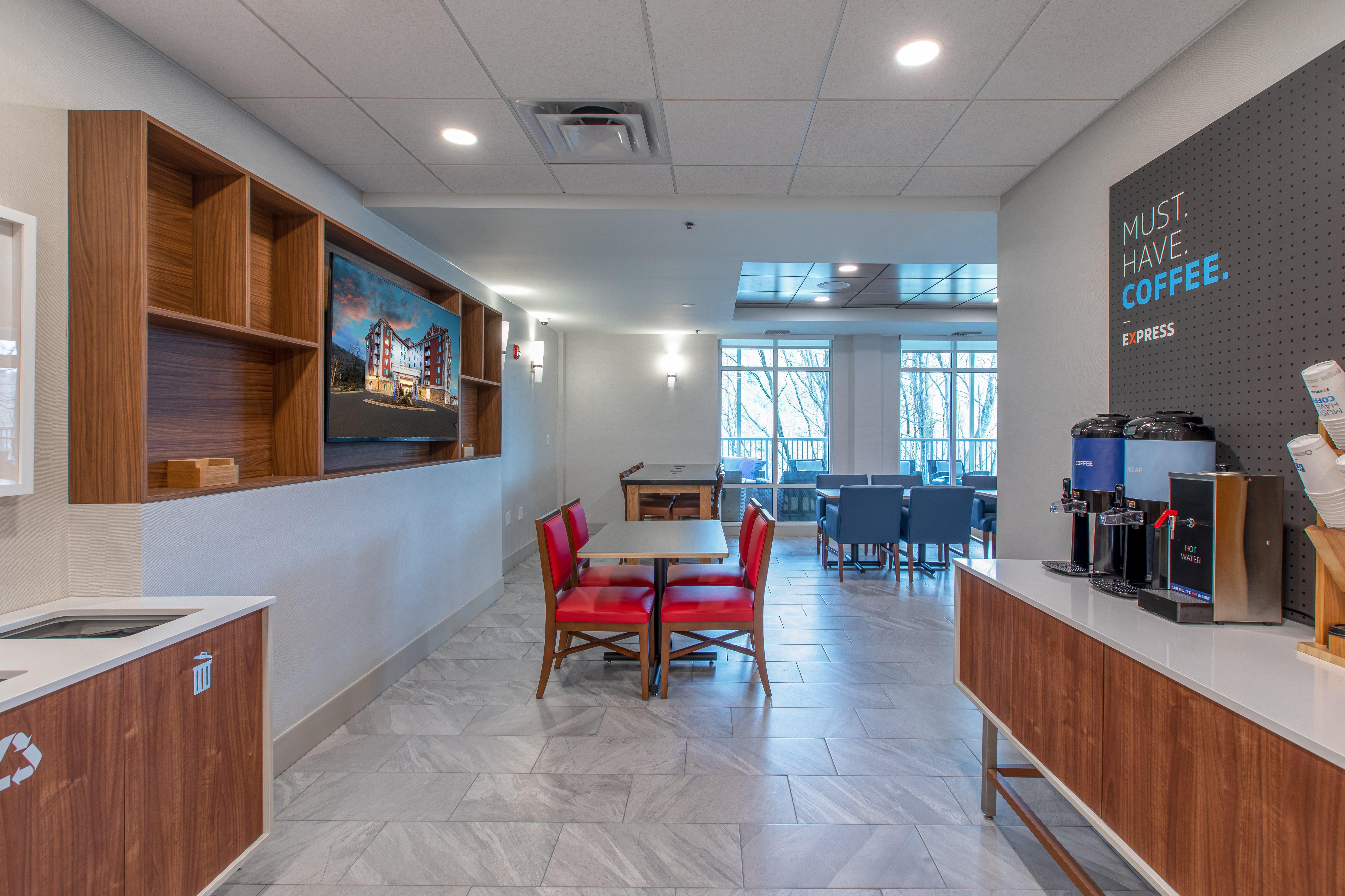 Holiday Inn Express & Suites Asheville Downtown By Ihg מראה חיצוני תמונה