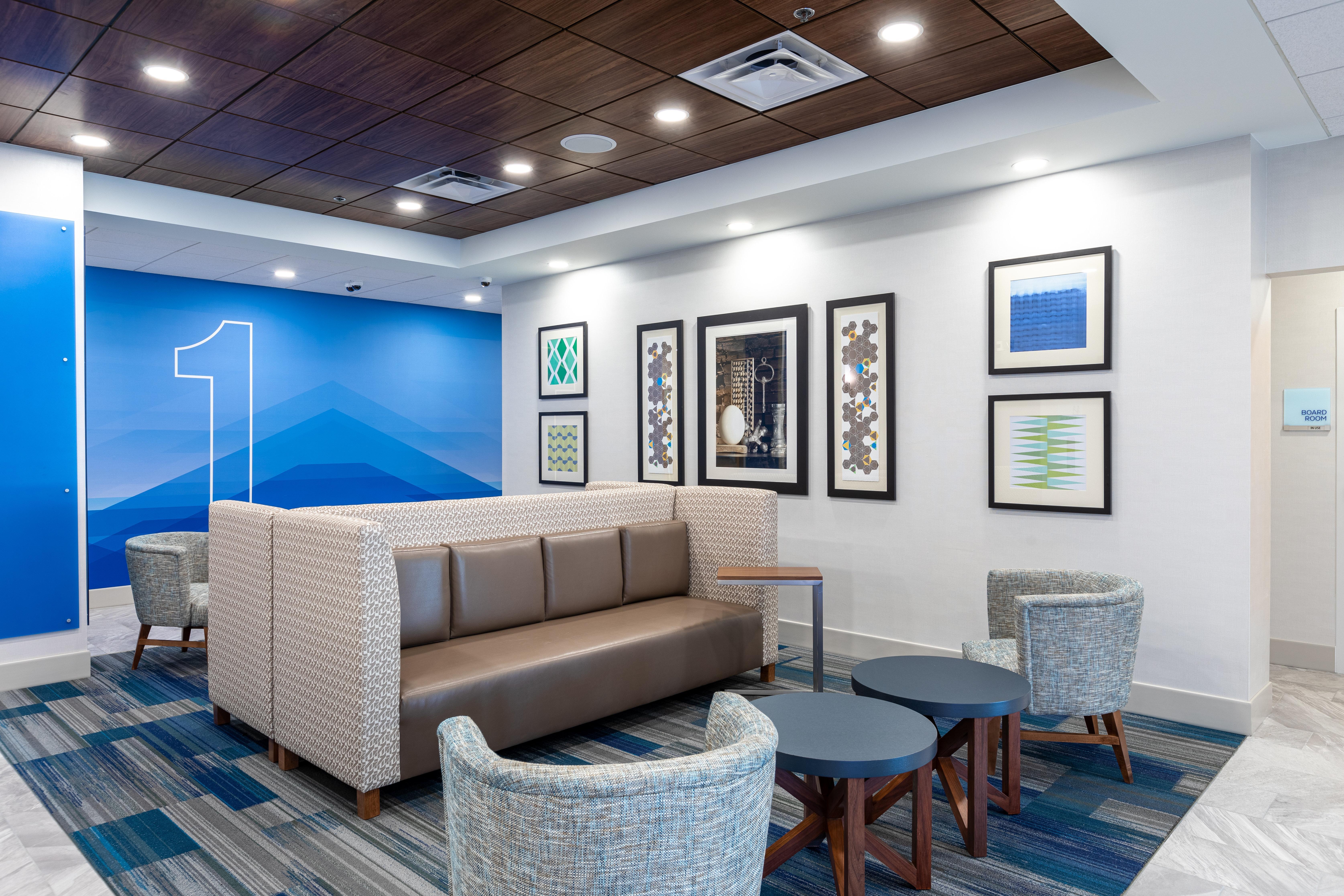 Holiday Inn Express & Suites Asheville Downtown By Ihg מראה חיצוני תמונה